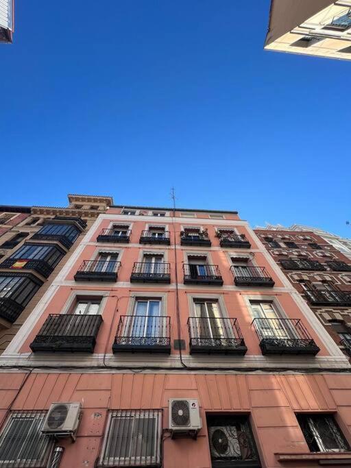 Punta Me Beautiful Apartment In Plaza Espana Madrid Exterior foto