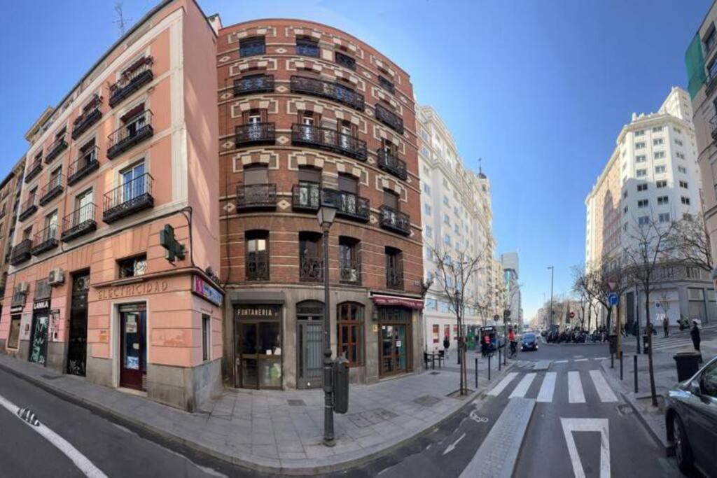 Punta Me Beautiful Apartment In Plaza Espana Madrid Exterior foto